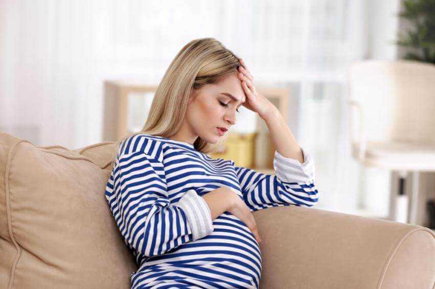 Как помочь женщине преодолеть стресс при беременности