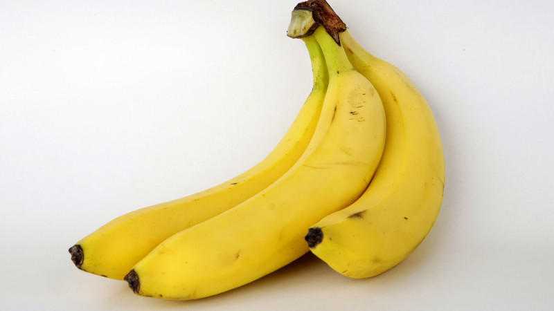 Можно ли женщинам во время беременности есть бананы