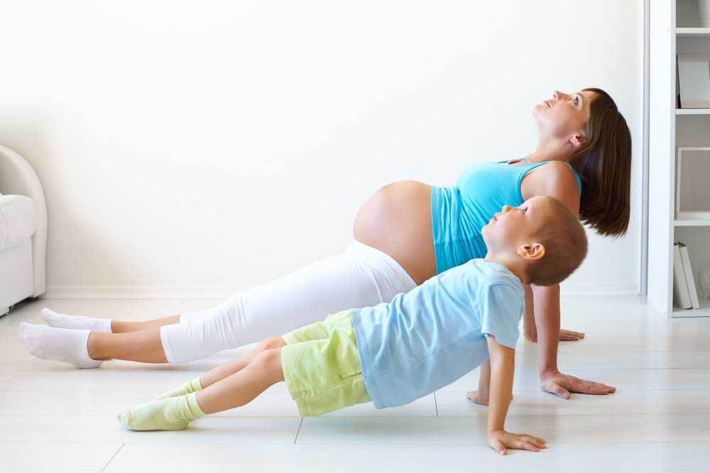 Йога для беременных: какие упражнения будут полезны на 1, 2 и 3 триместре, видеоуроки онлайн для начинающих