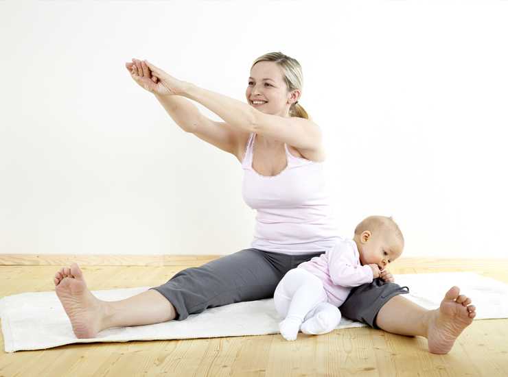 спорт при беременности, упражнения во время беременности, йога для беременных, беременность, йога позы для беременных, спорт и беременность