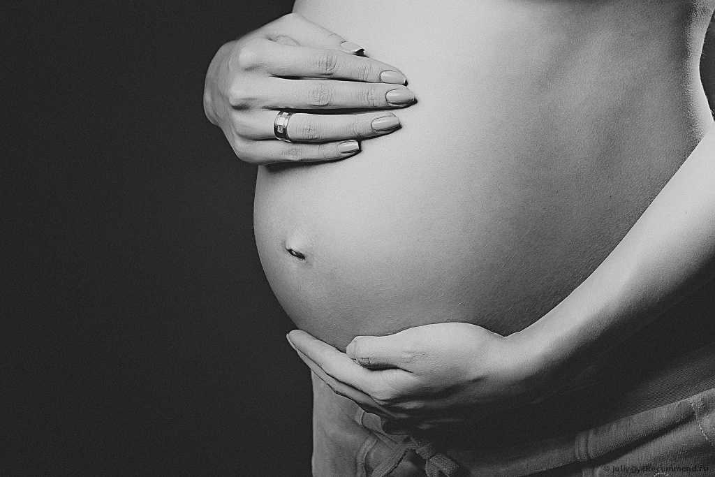 живот на 26 неделе беременности фото, 26 неделя беременности фото животиков, фото беременных на 26 неделе беременности
