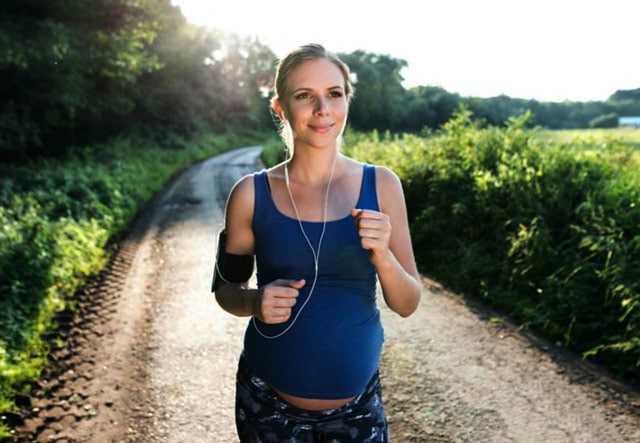 бег, пробежки, бег для беременной, как бегать беременной, можно ли бегать беременной, бег после родов, как похудеть после родов
