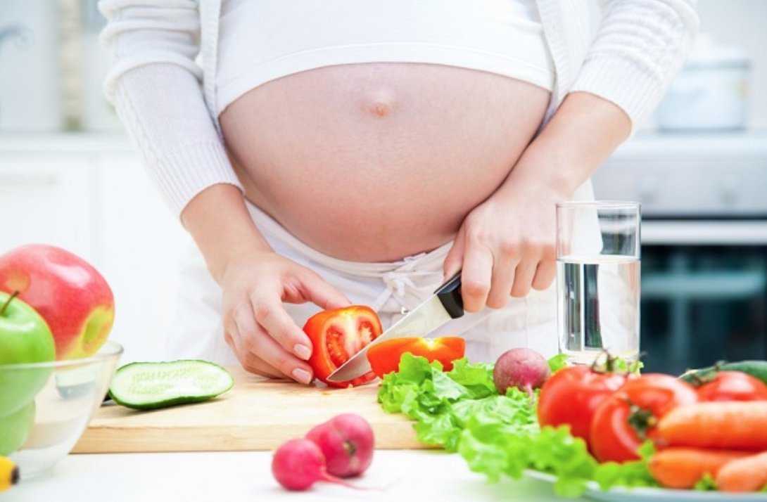Первый месяц беременности: первые признаки и ощущения | nutrilak