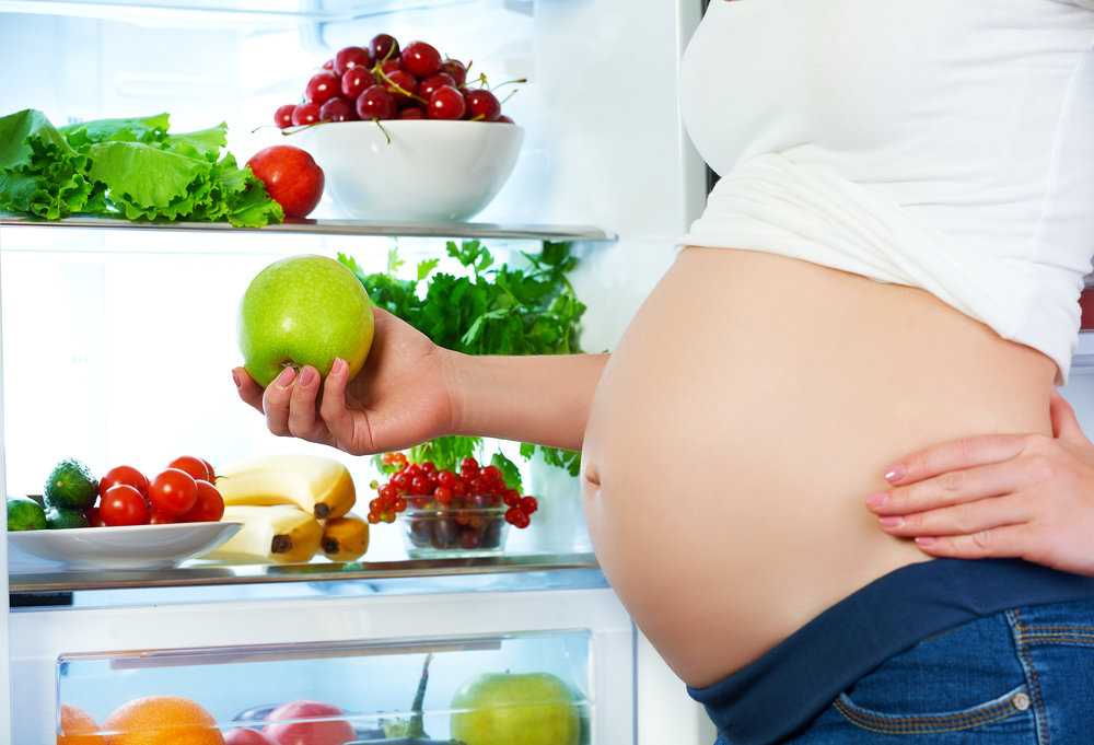 Топ-10 полезных продуктов для беременных женщин