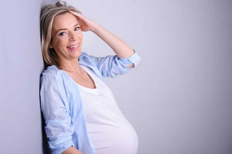 Роды после 40: реальные риски и мифы о поздней беременности