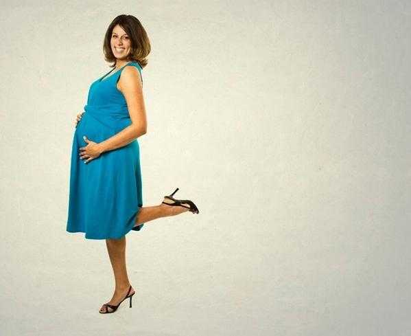 Обувь для беременных в демисезон или летнее время на ранних или поздних сроках беременности: как выбрать модель, на что обращать внимание и почему нельзя носить высокий каблук