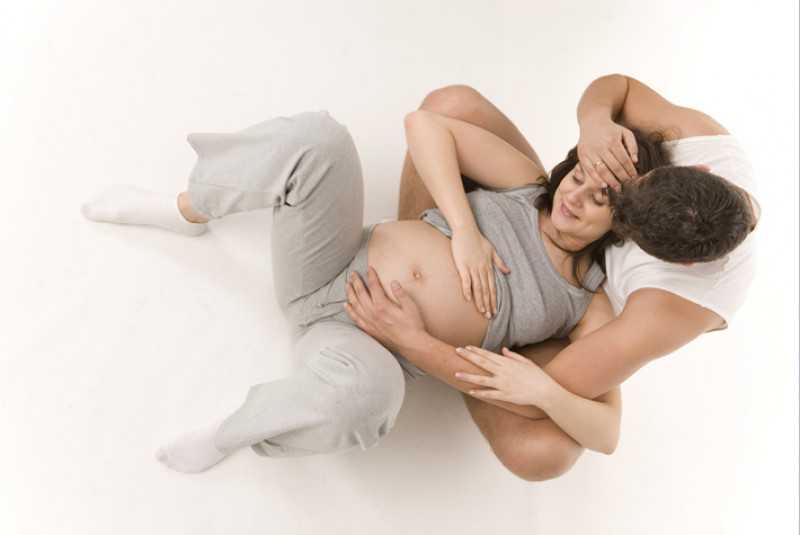 Какими позами заниматься любовью при беременности
